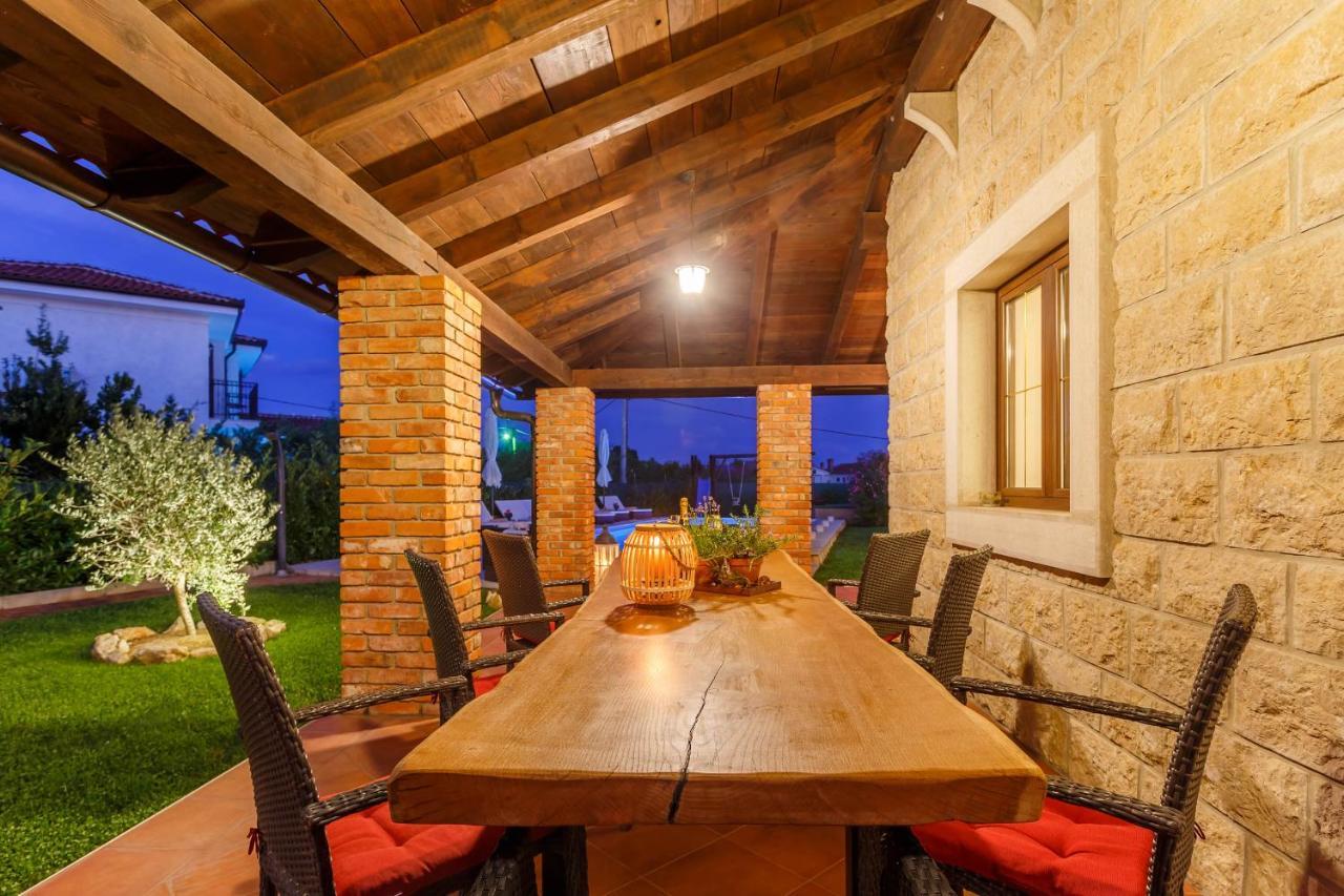 Villa Kamenica Kras Exterior foto
